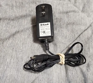 D-Link AG2412-B power supply - AG2412-B 12V DC 2A center positive - Picture 1 of 2