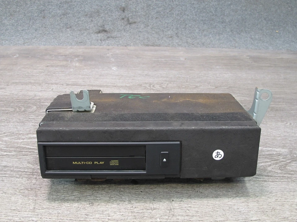 CAMBIADOR DE CD 95-97 TOYOTA CELSIOR LEXUS LS400 UCF20 SIN CARGADOR 86270-50090 OEM Foto 1 de 4