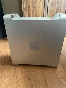 Apple PowerMac Desktop - M9747LL/A (April, 2005) - Picture 1 of 4
