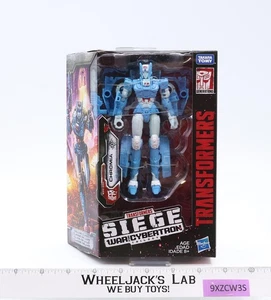 Chromia Transformers Siege War For Cybertron 2018 Hasbro Figure NEW SEALED - Picture 1 of 4