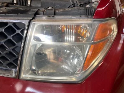Conjunto de faros izquierdos usados se adapta a: Nissan Pathfinder 2005 grado C izquierdo Foto 1 de 4