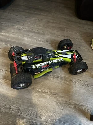 New Bright 1:6 Radio Control Hopper Pro Buggy Baja 12.8V Big RC Car - Image 1 of 2