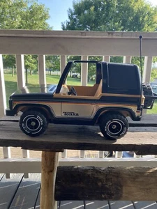 Vintage 1979 17" Tonka Bronco Toy Truck MR-970 Jeep Black Gold Pressed steel USA - Picture 1 of 6