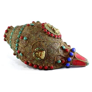 Filigrana tibetana con incrustaciones caracola trompeta cuerno estatua piedras Buda budista - Imagen 1 de 5