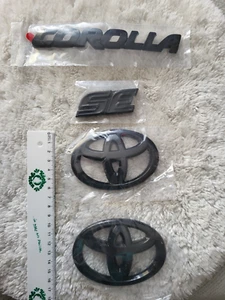 orig. Gloss Black OVERLAY EMBLEM Fit 2020-2024 TOYOTA COROLLA SE PT948-02201-02 - Bild 1 von 3