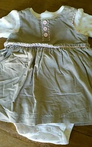 Carter's 6 mos girls dress outfit includes shoes . Pretty!!! - Picture 1 of 5