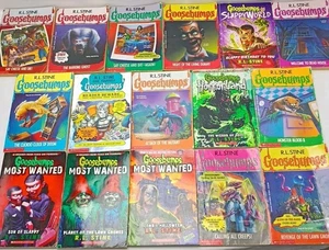 Lot Of 16 Goosebumps Books - R.L. Stine - Picture 1 of 17