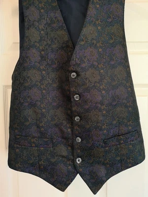 Men's Waistcoat Navy Blue Floral Pattern Size Medium - Image 1 of 4