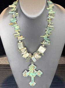Collana con ciondolo croce variscite e pirite vintage grossa pesante artigianale - Foto 1 di 10