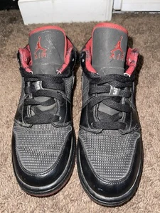 Air Jordan Retro 1 Low Black Metallic Silver Varsity Red Bred Sneaker Größe 5,5 - Bild 1 von 13