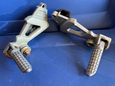 Juego de reposapiés trasero para pasajero Ninja ZX11 zx 11 zx1100 D ZX11D Kawasaki 93-01 Foto 1 de 4