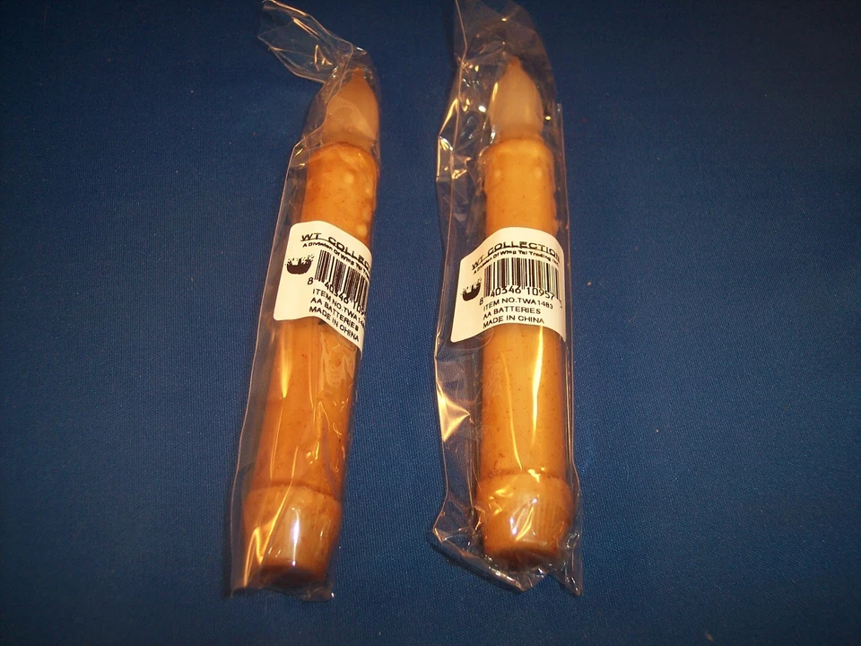 Dos velas cónicas LED Primitive Star a batería Foto 1 de 2