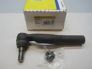 Extremo de barra de amarre derecho Moog ES800326 para Toyota Tundra Sequoia 2007-17 - Imagen 1 de 2