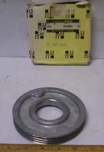 Hyster Halter / Raddichtring - Teile-Nr: 1920 (NOS) - Bild 1 von 10