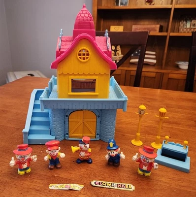 Mego Payaso Alrededor del Ayuntamiento 5 Figuras Payasos 1981 Foto 1 de 4