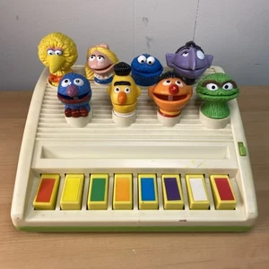 Vintage 1970's Lewco Sesame Street Singers Piano Battery Operated -Read - Picture 1 of 13
