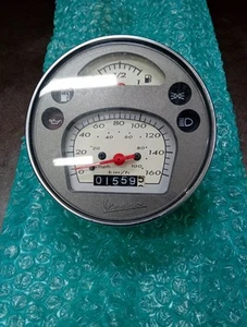 Contachilometri  Vespa Gtv 250 - Foto 1 di 4