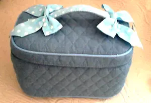 Estuche acolchado Denim Punto Azul Cremallera Suave Overnite/Cosm 10"x6"x8" Incluye Mango Tp - Imagen 1 de 7