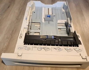 HP LaserJet 5500 500-sheet tray - Afbeelding 1 van 1