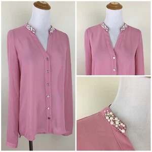 BCBGMAXAZRIA dunkelmauvefarbenes geknöpftes Hemd mit Perlenverzierung und Kragen Damen Gr. XS - Bild 1 von 12