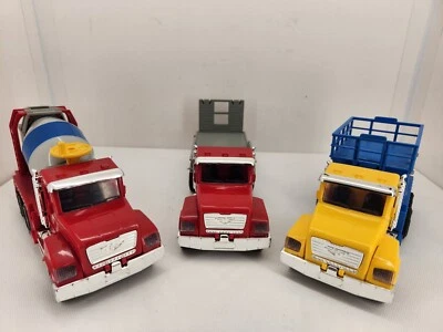 Lote de 3 luzes e som dirigidos por veículos de construção Battat escala 1/24 - Imagem 1 de 4