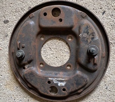 FORD 17M (P3) brake anchor plate front right hand (from chassis-nr. 355854) - Image 1 of 4