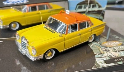 Такси Vitesse City Mercedes-Benz 220SE Амстердам 1:43 - Изображение 1 из 3