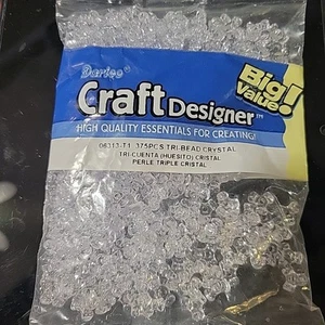 "CRYSTAL BEADS"  - TRI-BEADS  - 375-ct  -  NEW - Picture 1 of 1
