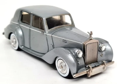Unbranded 1/43 Rolls Royce Silver Dawn 1949 Resin Scale Model Car REPAIRS - Image 1 of 4