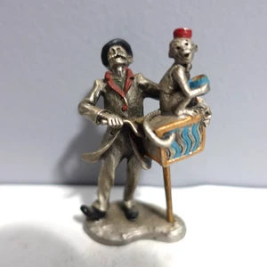 Hudson Pewter Villager Figurine 5648 Organ Grinder With Monkey - Picture 1 of 4