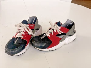 NIKE AIR HUARACHE Junior WHITE RED BLACK Sneakers Shoes 654275-008 7Y - Picture 1 of 9