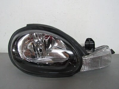 2001 2002 DODGE NEON RIGHT SIDE HEADLIGHT - Image 1 of 4