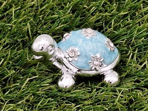 Schildkröte Perlmutt Optik in blau silber 5 cm mit Strass-Steinen 🐢 - Bild 1 von 4
