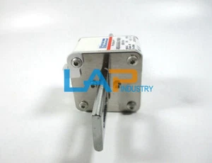 1PCS New For Ferraz Shawmut Fuse A060UD32LI1200 C301072 600VAC URD 1200A - Picture 1 of 2