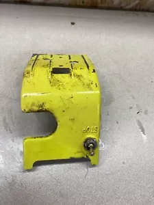 Pioneer Kettensäge Modell P28ES 1982 Skid Plate Shield mit Ein/Stopp Kippschalter - Bild 1 von 2