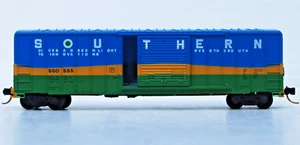SRR.  N Scale. 50' Rib Side Box Car SSD, no Roof Walk. Micro Trains. As New. - Picture 1 of 3