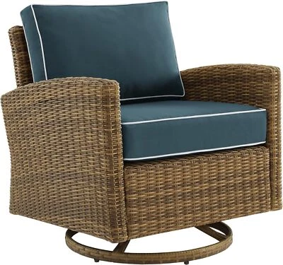 Silla basculante giratoria de mimbre para exteriores Crosley Furniture Bradenton Foto 1 de 2