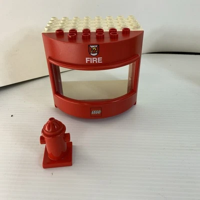 LEGO Duplo Estación de Bomberos ROJOS BOCA DE BOMBEROS BOMBERO Estación de Bomberos Foto 1 de 4