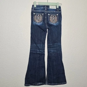 Miss Me Kinder Gr. 7 dunkle Waschung Nieten Taschen Glockenboden Schlag Jeans Mädchen - Bild 1 von 4