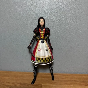 Alice Royal Suit American McGee Madness Returns Diamond Select Action Figure Toy - Picture 1 of 2