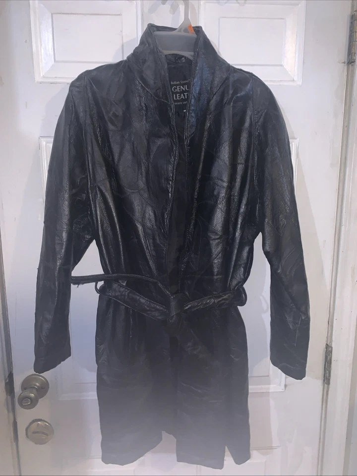 Gabardina de Colección Navarra Cuero Negro Genuino, Forrada Talla XL/usada Foto 1 de 4