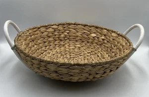 Woven Raffia Bread Basket w Handles Wicker Fruit Large Vintage 40 x 35 x 10cm - Picture 1 of 5