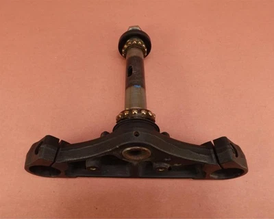 Vástago de abrazadera inferior triple árbol Suzuki Boulevard C50 VL800 2005-2009 Foto 1 de 4