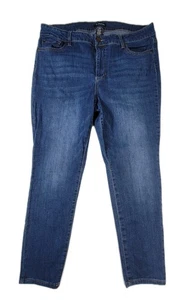 D Jeans Womens Size 20W Medium Wash Blue Straight Leg Stretchy - Picture 1 of 6
