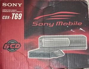 Sony CDX - 69 6CD Wechsler. Nagelneuer kompletter Bausatz im Originalkarton. Selten bei eBay - Bild 1 von 24