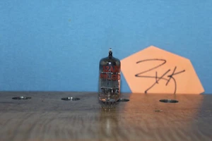 Tubos de radio 12AX7 ECC83 Hilgen Holland Amperex 105/105 - Imagen 1 de 3