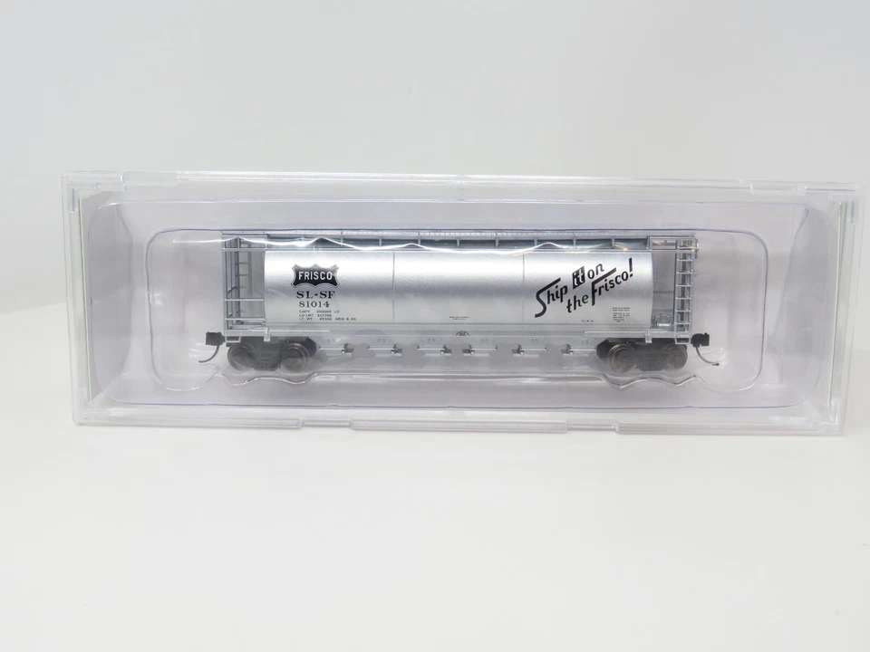 Bowser N 38144 Frisco St Louis San Francisco 3-Bay Cylindrical Hopper Freight - Image 1 of 1