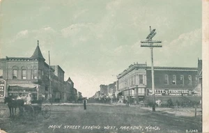 PARSONS KS � Main Street looking West - Picture 1 of 2