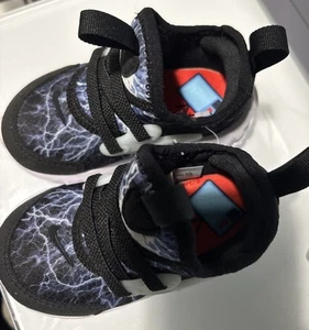 Nike Presto TD React Toddler Athletic Shoes Black/White BQ4004 008 - Size 5C NEW - Picture 1 of 1
