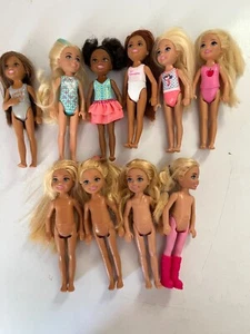 Lotto di 10 bambole Barbie's CHELSEA - 5,5 pollici - più alcune scarpe e vestiti casuali - L@@K - Foto 1 di 6